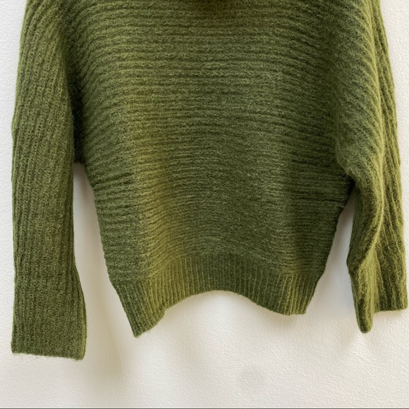 Leith Women's Chunky Knit Turtle Neck Dolman Sleeves Sweater XSmall New - Picture 6 of 9